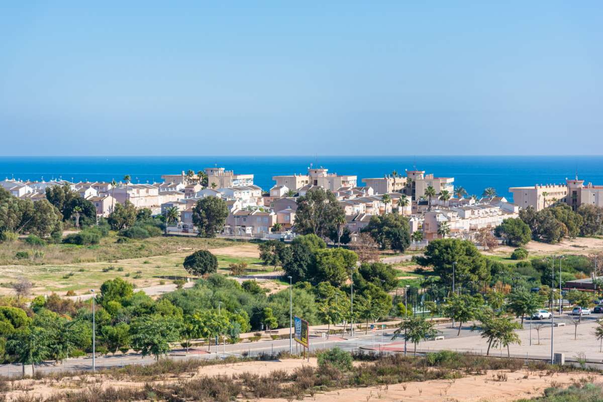 Encantador apartamento con vistas al mar en Mil Palmeras